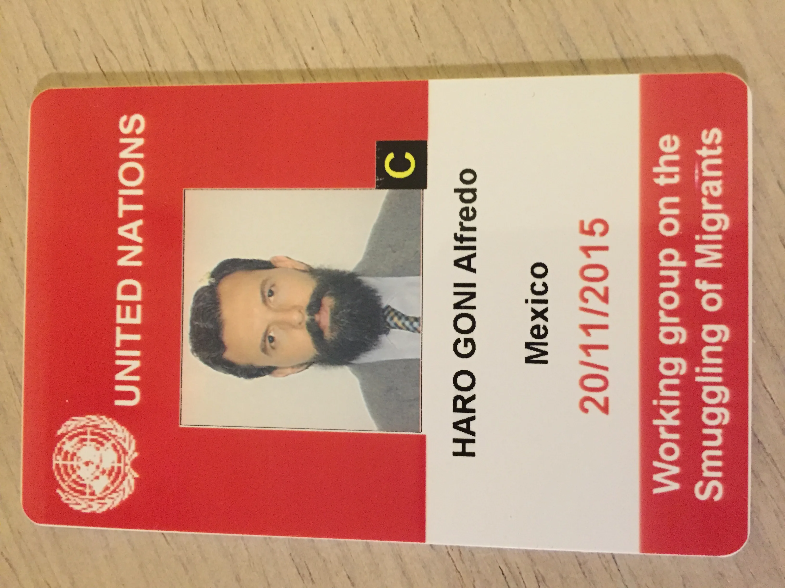 Credencial de Naciones Unidas de Alfredo Haro-Goñi, grupo de trabajo sobre tráfico ilícito de migrantes, noviembre de 2015